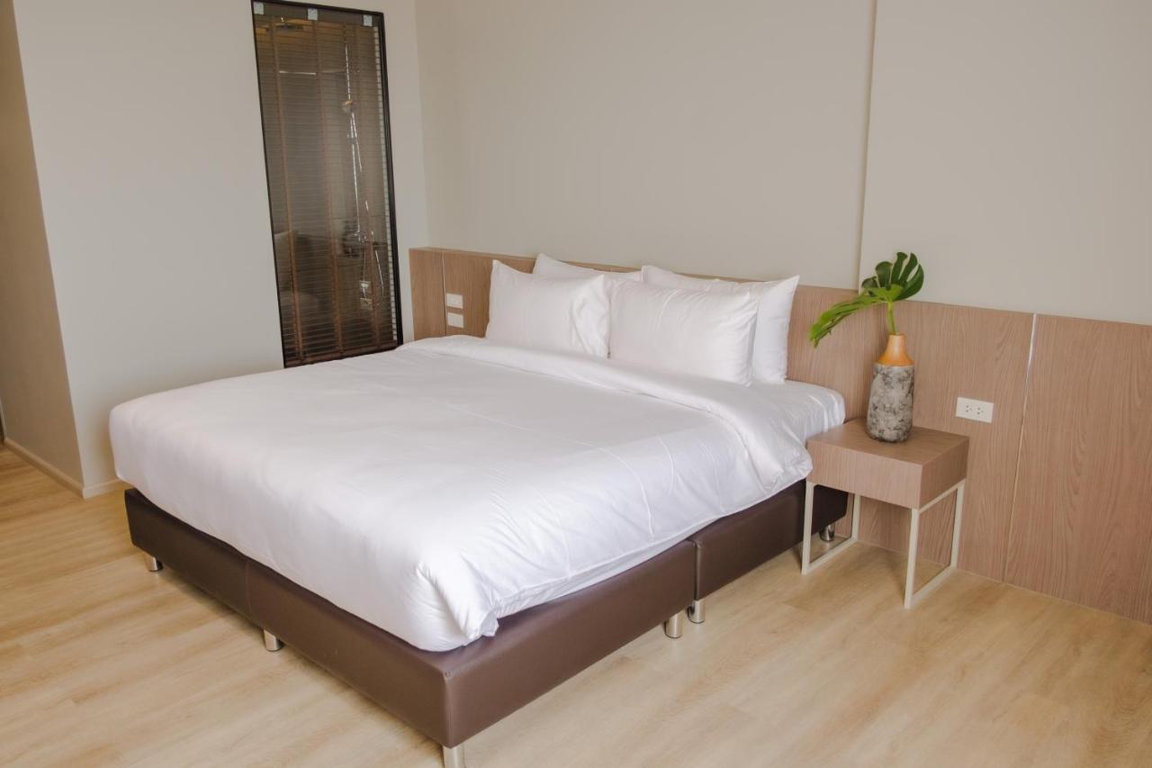 The Rise Suites Hotel, Chiang Mai - Sha Extra Plus Esterno foto