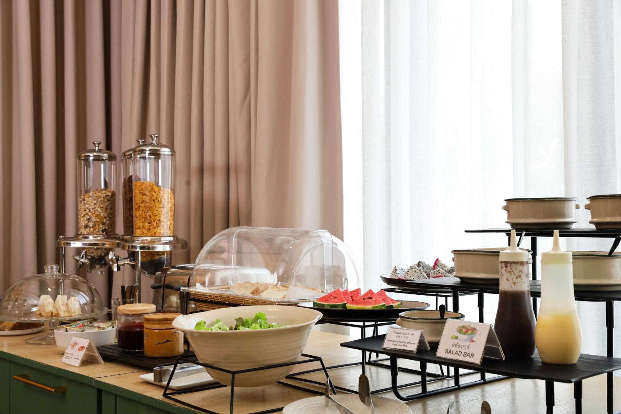 The Rise Suites Hotel, Chiang Mai - Sha Extra Plus Esterno foto