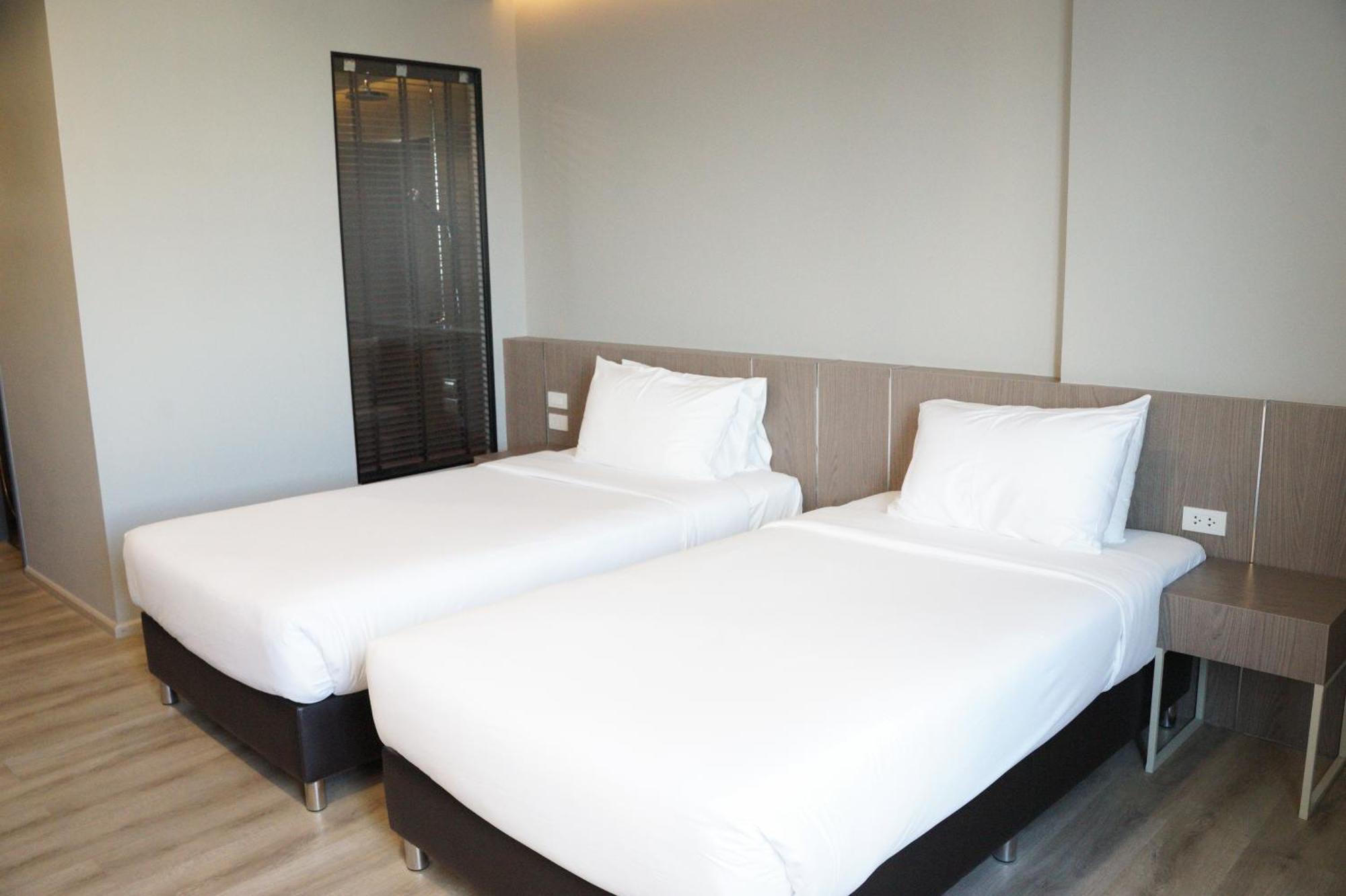The Rise Suites Hotel, Chiang Mai - Sha Extra Plus Esterno foto